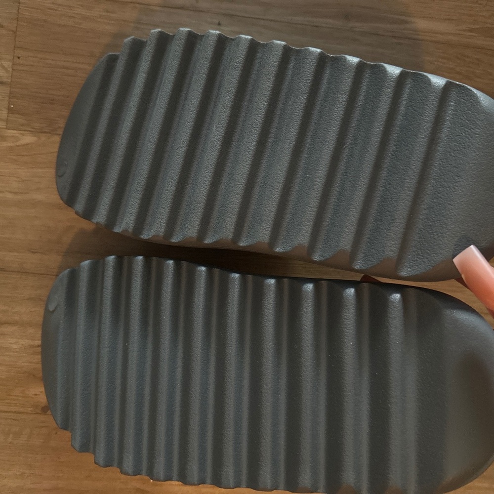 Yeezy slides slate marine